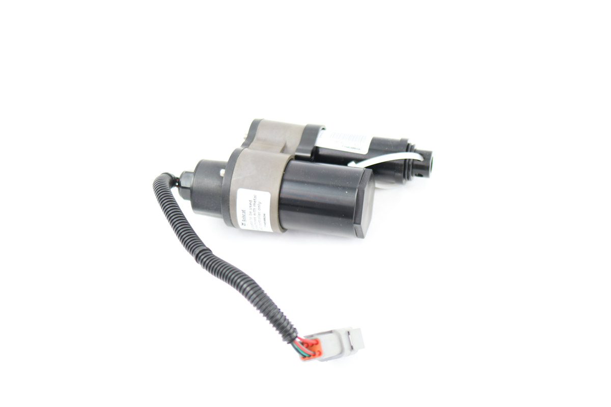 Genuine Bobcat Actuator 7104842 showing view 1