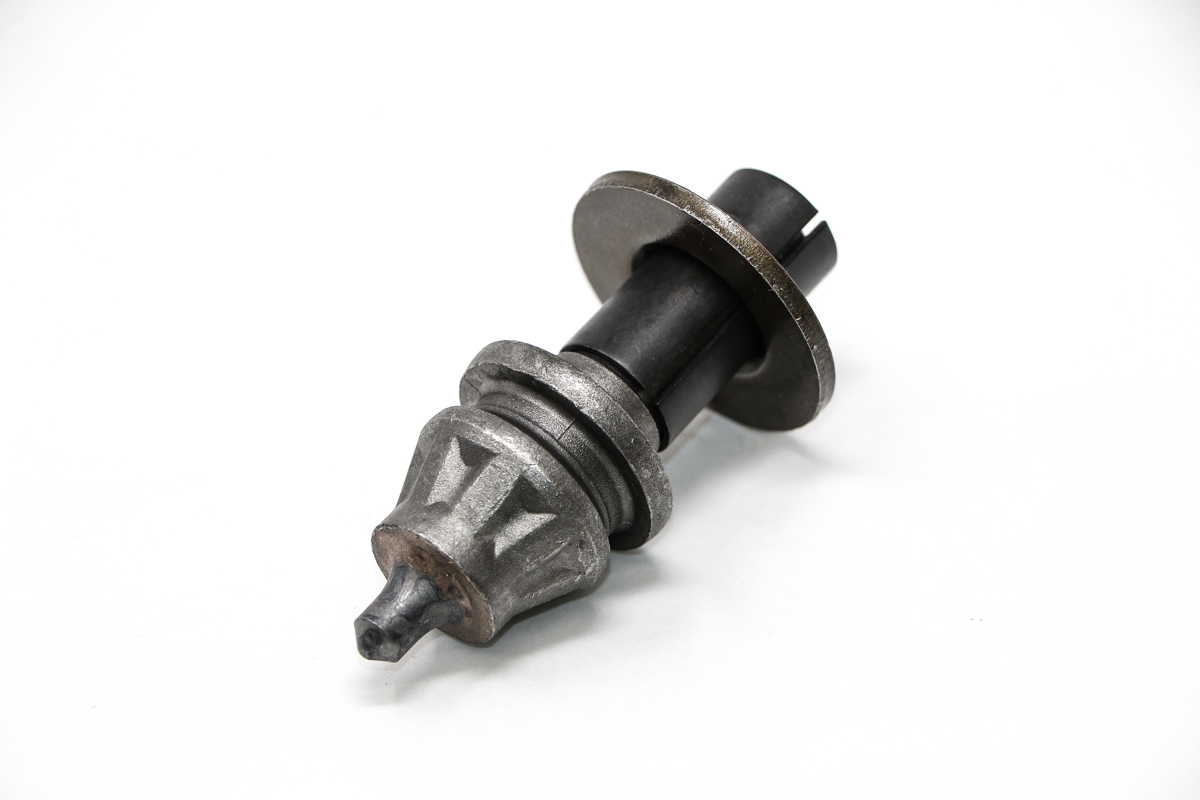 Genuine Bobcat Bit Tooth Std 7029624 showing view 2