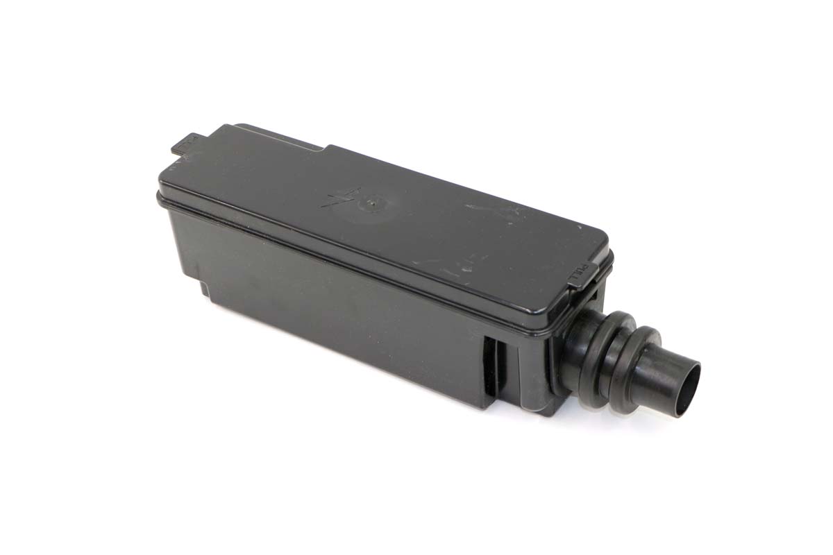 Genuine Bobcat Block Fuse 7207545 showing view 2