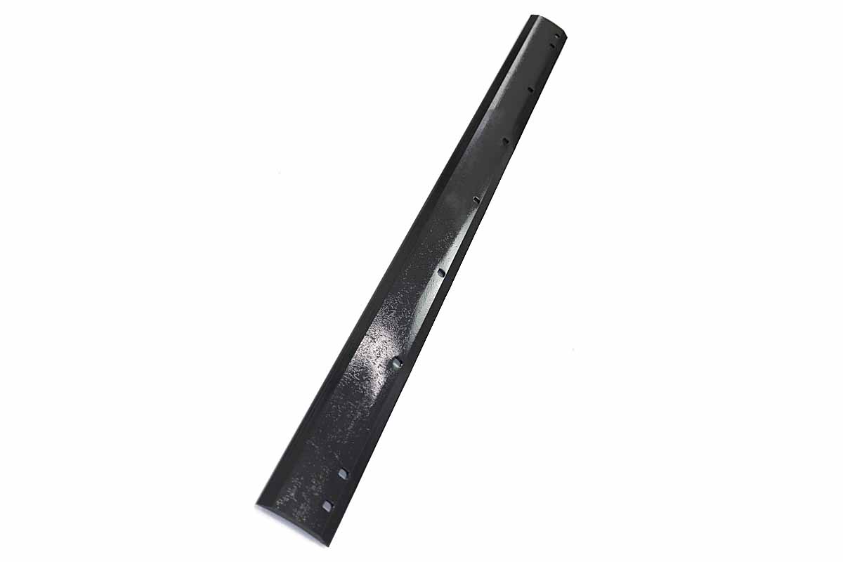 Genuine Bobcat 84 Edge Cutting Bolton 7370440 showing view 1.