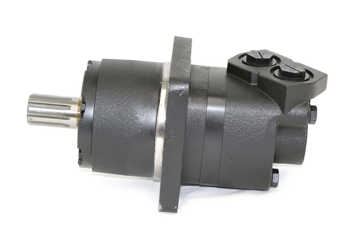 Genuine Bobcat Motor 6689967 showing view 1