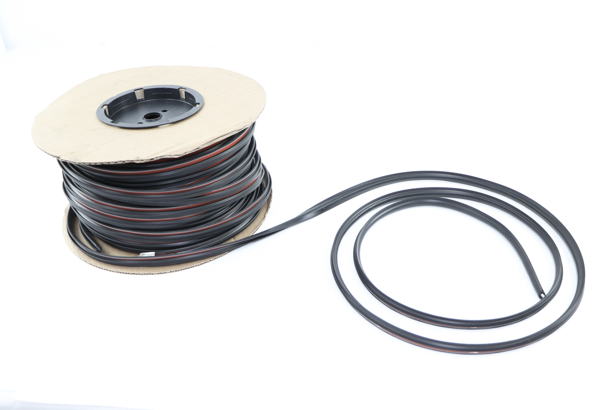 Genuine Bobcat Seal 6815939 showing view 1.