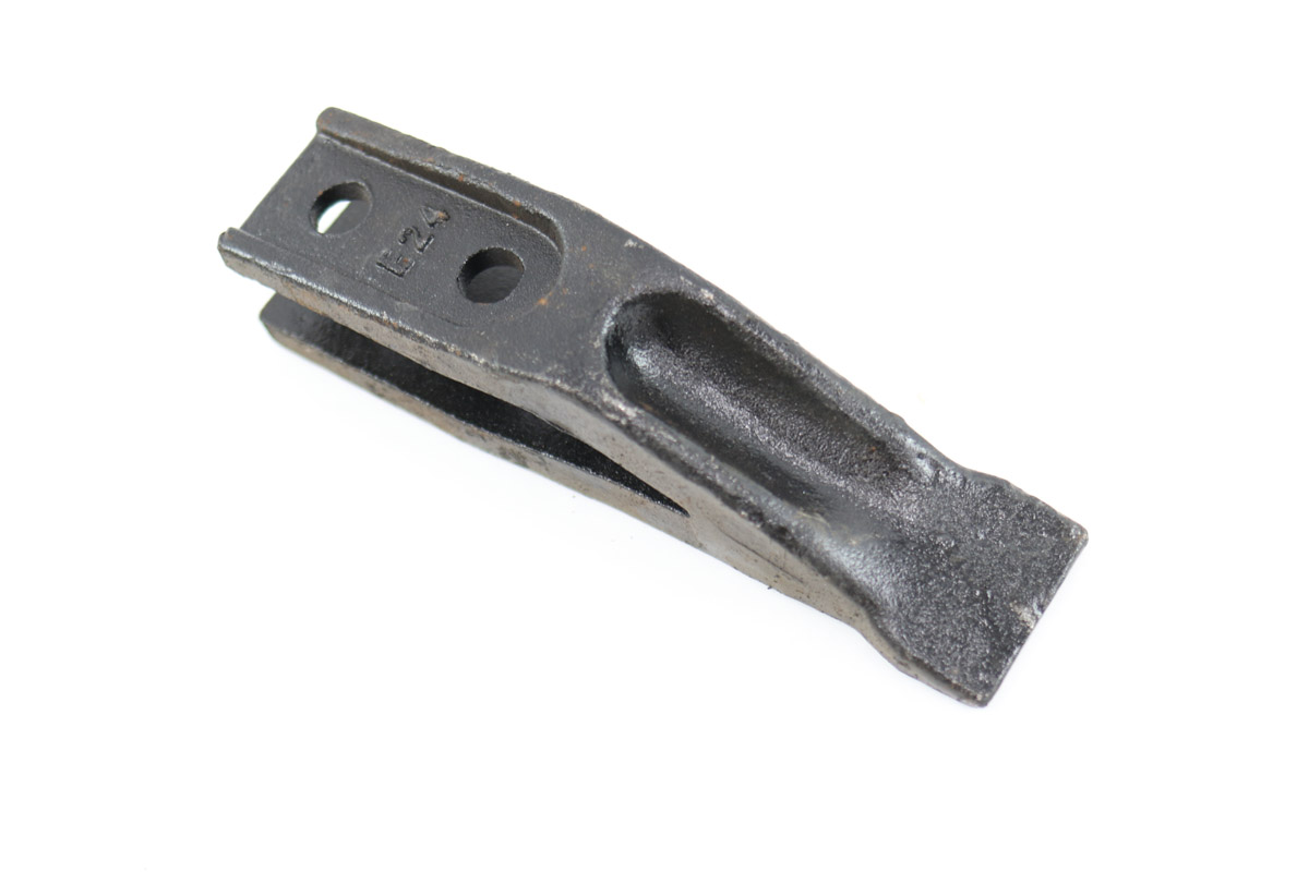 Bucket Tooth for VersaHandler Buckets, 7193482