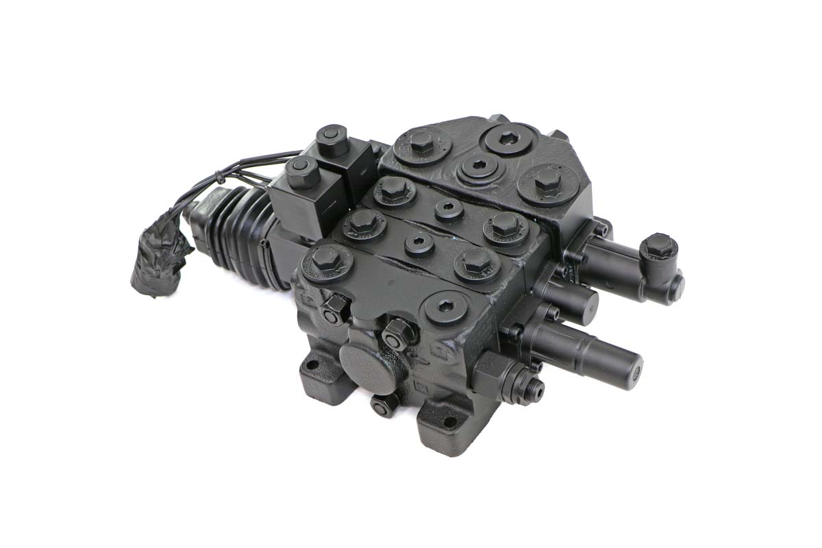 Genuine Bobcat Valve Control 7363857 showing view 1